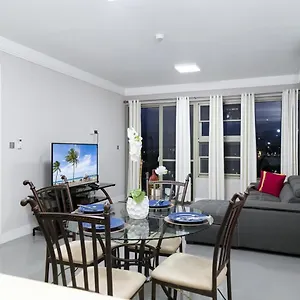  Apartment Luxury @ 20 South Ave Jamaica